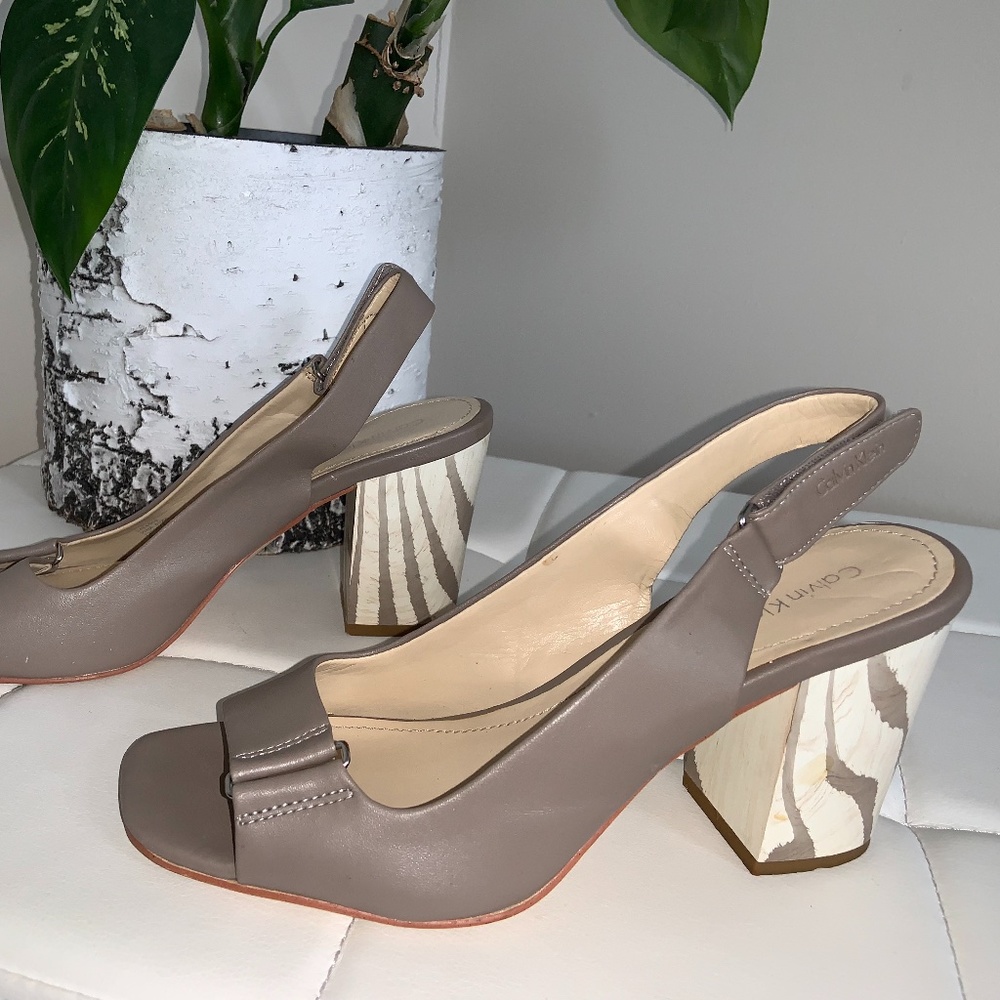 Zebra heel sling back